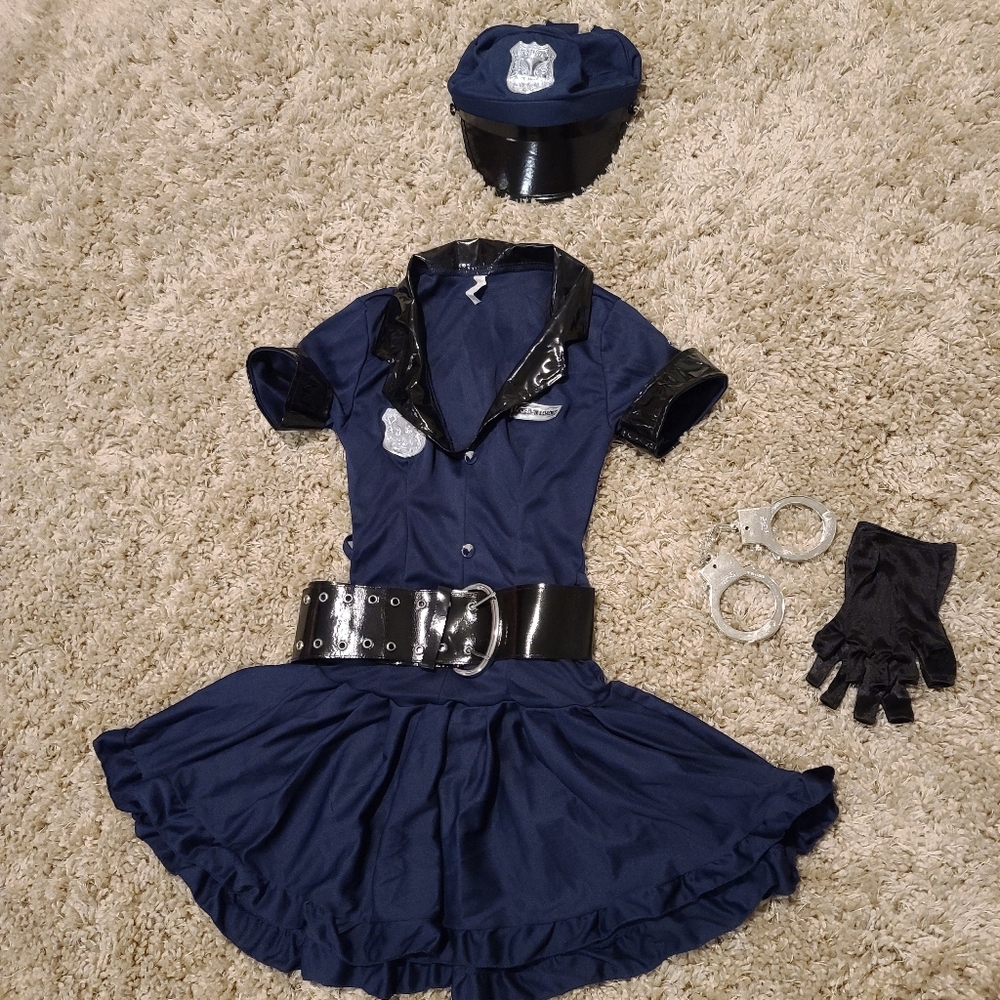 Deluxe Cop woman costume